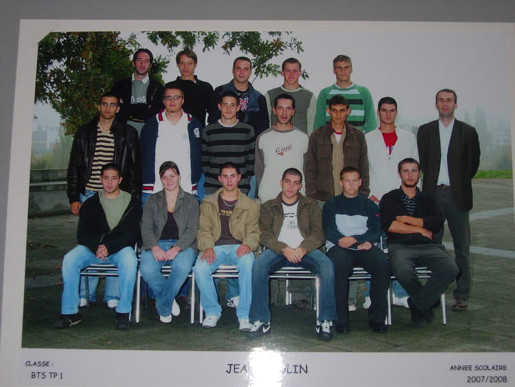 Photo de classe BTS TP 1A de 2007, Cfa Du Lycée Jean Moulin - Copains d ...