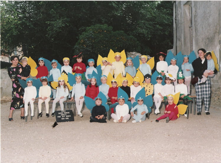 Photo de classe Petite section maternelle 1ere année de 1985, Ecole