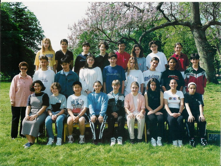 Photo de classe 4émeB de 1998, Collège Assomption Copains d'avant