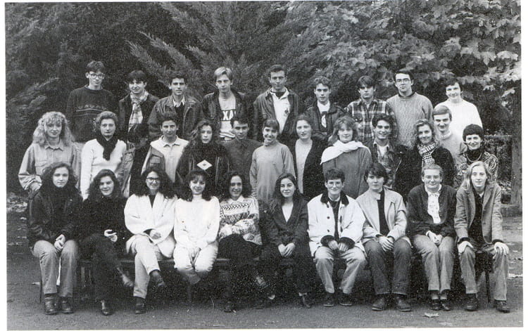 Photo de classe Terminale B2 de 1991, Notre Dame - Copains d'avant