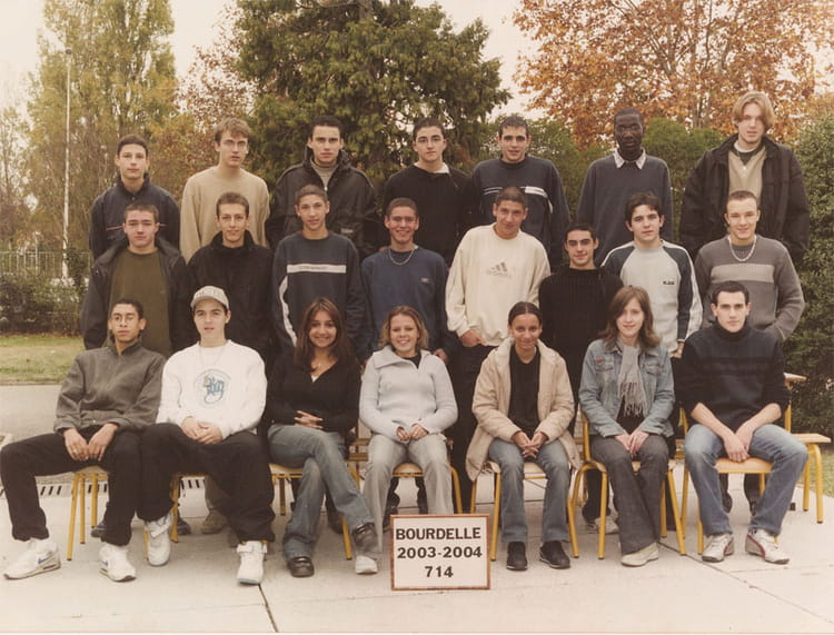 Photo de classe 714 de 2003, Lycée Antoine Bourdelle Copains d'avant